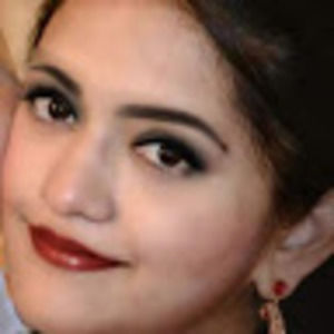 Meet your Posher, Ayesha